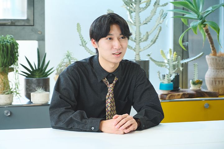 習い事を掛け持ちしすぎて体調を崩し、小学校は不登校に。中学校は学級崩壊